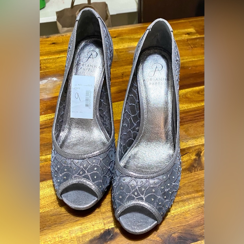 Adrianna Papell Metallic Gray Peep Toe Heels with beads, very beautiful/Evening.